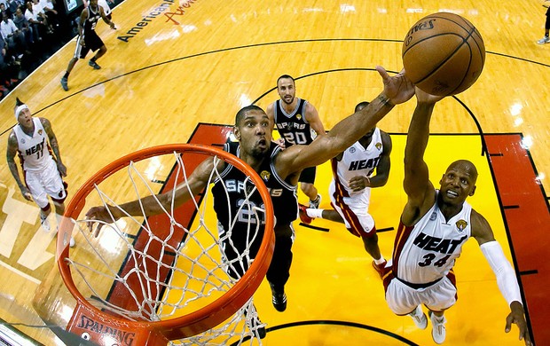 Ray Allen NBA Miami Heat San Antonio jogo 6 (Foto: Getty Images)