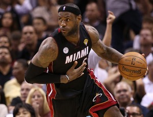 Basquete NBA - Miami Heat x San Antonio Spurs, LeBron James (Foto: Getty Images)