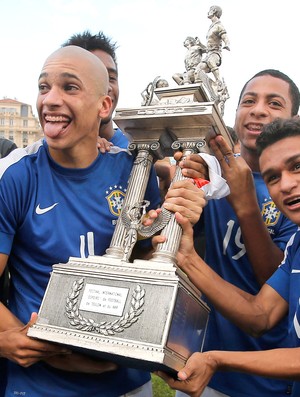 Doria e Erik Lima, Brasil Sub-21, Toulon (Foto: Agência AP)