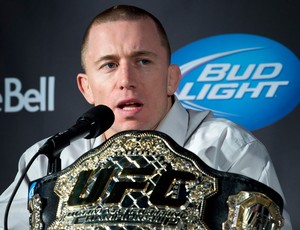 Georges St-Pierre mma ufc coletiva (Foto: AP)