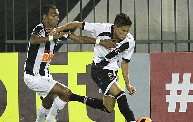 Elsinho jogo Vasco contra Atlético-MG (Foto: Marcelo Sadio / Site do Vasco)