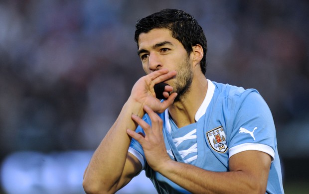 Luiz Suarez comemora, Uruguai x França (Foto: AFP)