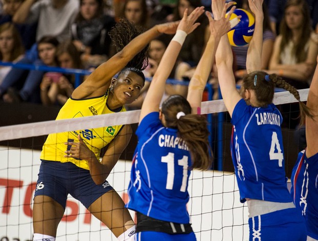 vôlei fernanda garay brasil e Rússia Montreux (Foto: Reprodução / Facebook)