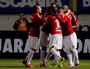 Jogadores gol Internacional (Foto: Luca Erbes/ Ag. Estado)