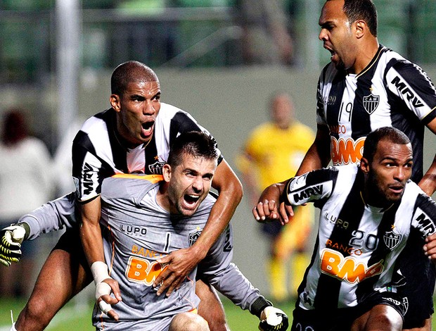 Victor defesa pênalti jogo Atlético-MG Tijuana (Foto: Reuters)