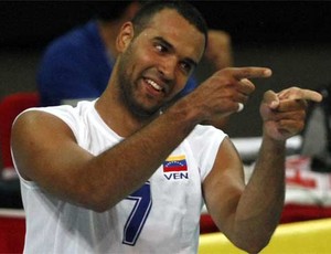 Luis Dias vôlei do Cruzeiro (Foto: Ángel Colmenares)