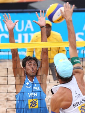 vôlei de praia Emanuel Campinas (Foto: FIVB)