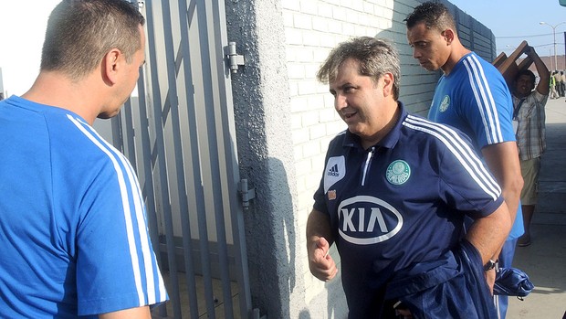 Gilson Kleina chegada Palmeiras (Foto: Alexandre Lozetti)