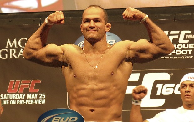 Junior Cigano pesagem (Foto: Marcelo Russio)