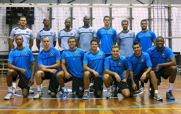 Time Botafogo vôlei de quadra Supercopa Uberlândia (Foto: Carol Fontes)