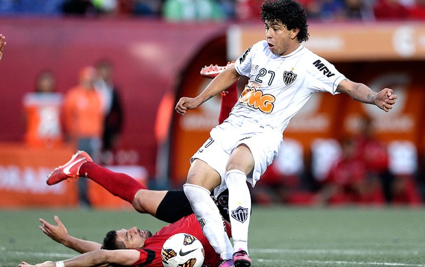 Luan gol Atlético-MG Tijuana (Foto: AP)