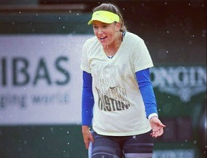 Azarenka tênis granizo roland garros 2013 (Foto: Reprodução/Instagram)