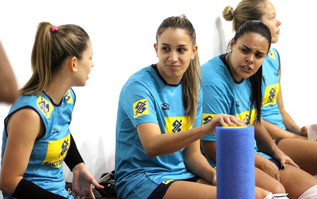 vôlei Camila Brait, Ellen e Suelen (Foto: Divulgação / CBV)