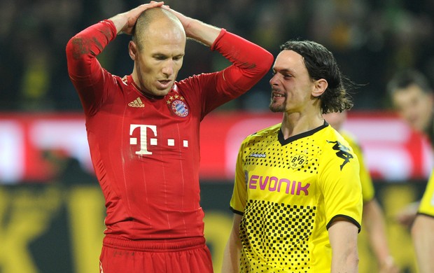 Robben Subotic Bayern de Munique Borussia Dortmund (Foto: AFP)