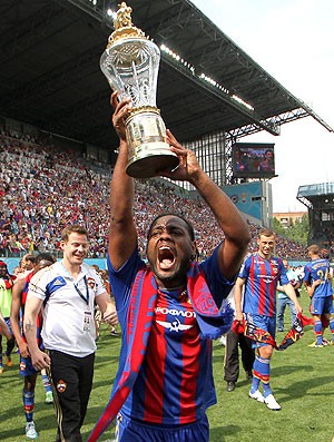 Vagner Love CSKA campeão Rússia taça (Foto: AP)