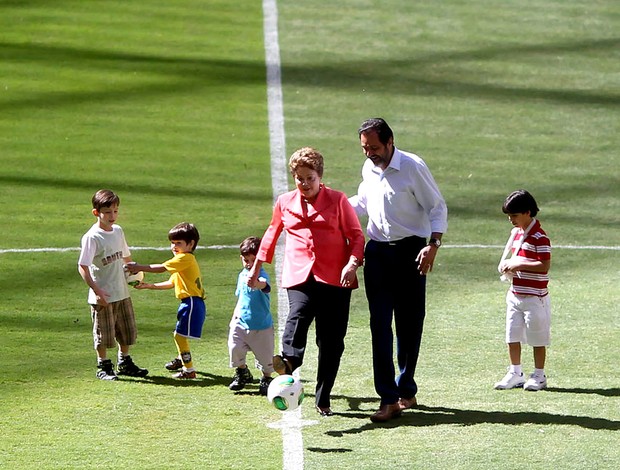 Dilma estádio Mané Garrincha inauguração (Foto: Adalberto Marques / Ag. Estado)