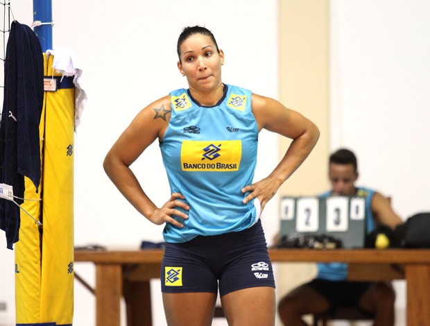 Tandara treino vôlei Seleção (Foto: Divulgação / CBV)