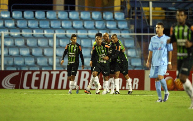 gol América-MG x Avaí (Foto: Cristiano Andujar / Ag. Estado)