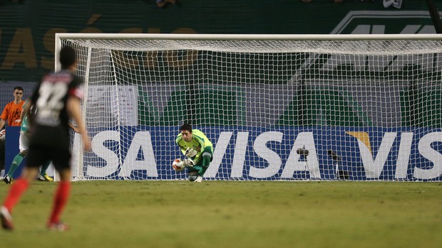 Bruno goleiro Palmeiras frango (Foto: Alex Silva / Ag. Estado)