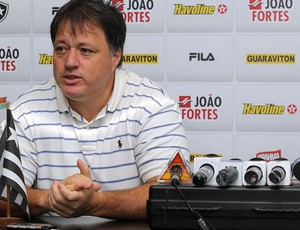 Anderson barros botafogo coletiva (Foto: Fábio Castro / Agência AGIF)