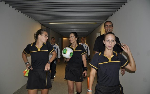 Maira Ana Paula Oliveira Nadine Maracanã entrada (Foto: Arquivo pessoal)