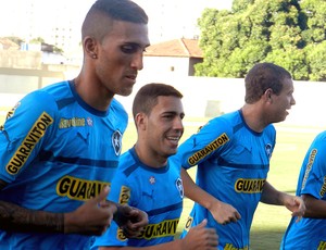 Rafael Marques treino Botafogo (Foto: Raphael Bózeo)