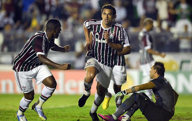 Fred gol jogo Fluminense Emelec (Foto: AFP)