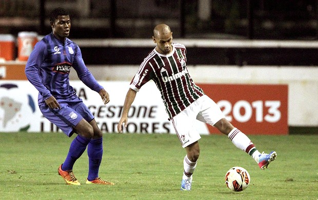 Carlinhos jogo Fluminense Emelec (Foto: Marcelo Theobald / Ag. O Globo)