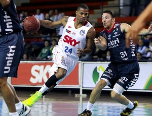 Uberlândia Pinheiros basquete NBB playoffs (Foto: Ricardo Bufolin / Divulgação)