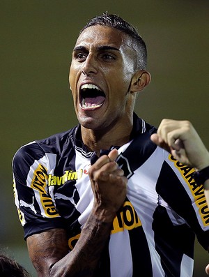 Rafael Marques Botafogo campeão carioca 2013 (Foto: Satiro Sodré / Agif)