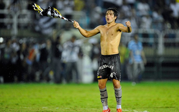 Lodeiro Botafogo campeão carioca 2013 (Foto: Satiro Sodré / Agif)