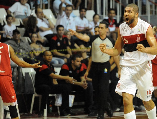 Olivinha Flamengo Paulistano basquete NBB (Foto: Alexandre Vidal / Fla Imagem)