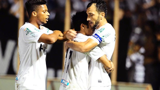 Edu Dracena gol Santos Mogi Mirim (Foto: Marcos Ribolli / Globoesporte.com)