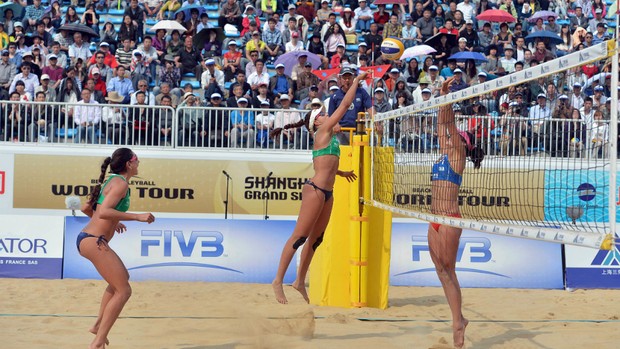 Maria Clara e Carol, Xangai (Foto: FIVB / Divulgação)