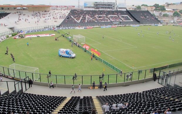 São Januário vazio jogo Vasco x Quissamã (Foto: Gustavo Rotstein)