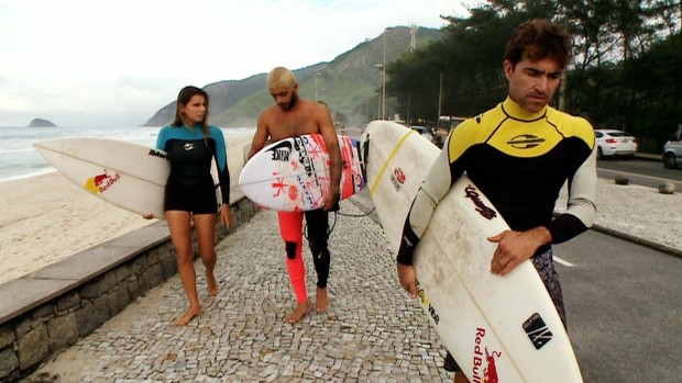 Maya Gabeira surfe rio de janeiro zona de impacto (Foto: Reprodução SporTV)