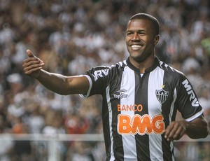 Carlos César, lateral do Atlético-mg (Foto: Bruno Cantini / Flickr do Atlético-MG)