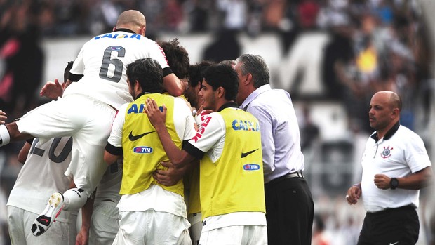 Corinthians x Ponte Preta (Foto: Marcos Ribolli / Globoesporte.com)