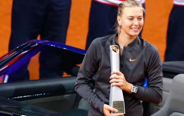 tênis maria sharapova wta de Stuttgart porsche 911 4s (Foto: Agência Reuters)