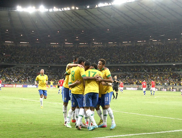 Brasil comemoração Mineirão jogo Chile (Foto: Mowa Press)