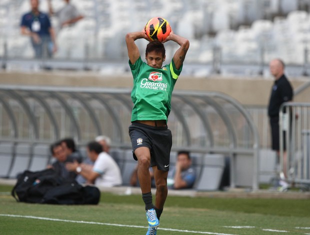 neymar treino seleção brasileira brasil (Foto: Mowa Press)