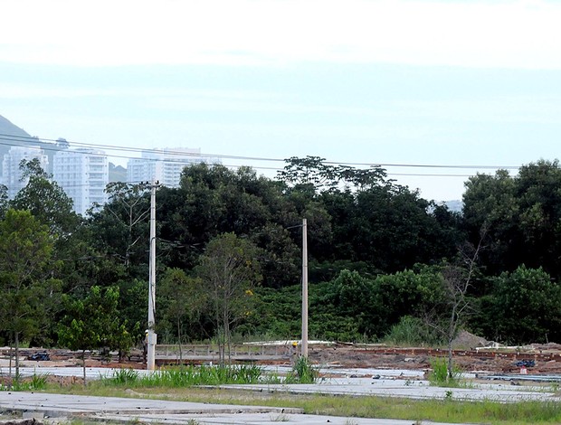 terreno CT Vasco Botafogo Vargem Grande (Foto: André Durão / Globoesporte.com)