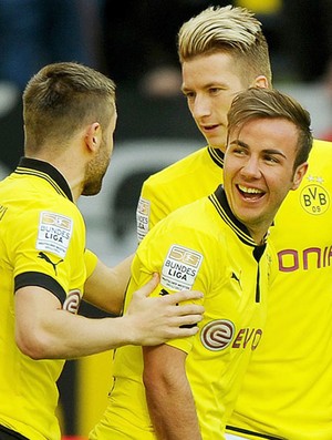 Kuba Reus e Gotze borussia dortmund gol mainz (Foto: Agência EFE)