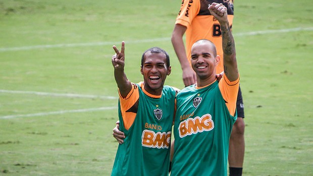 Richarlyson, Diego Tardelli, Cidade do Galo, Atlético-MG, treino (Foto: Bruno Cantini / Site Oficial do Atlético-MG)