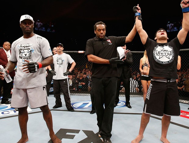 MMA - UFC - Kelvin Gastelum vence Uriah Hall  (Foto: Getty Images)