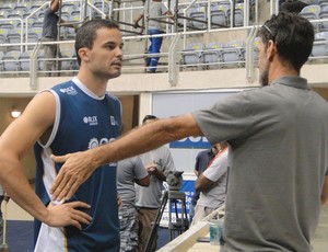 vôlei Riad e  Isnaldo, pai de Mari Paraíba (Foto: Helena Rebello)