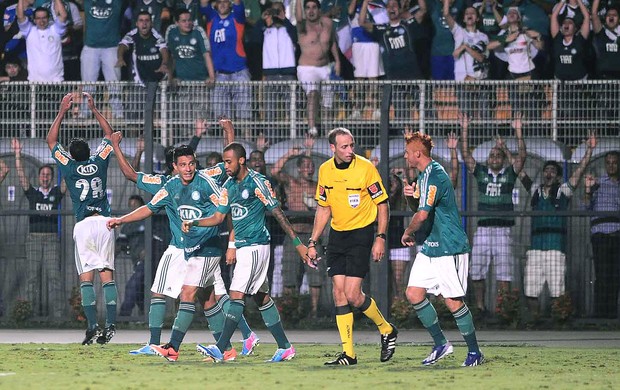 Charles gol Palmeiras Libertad Libertadores (Foto: Marcos Ribolli / Globoesporte.com)