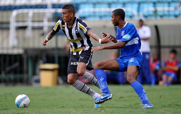 rafael marques botafogo x olaria (Foto: Fabio Castro/Agif)