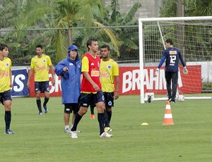 jogadores treino Cruzeiro (Foto: Tarciso Badaró)