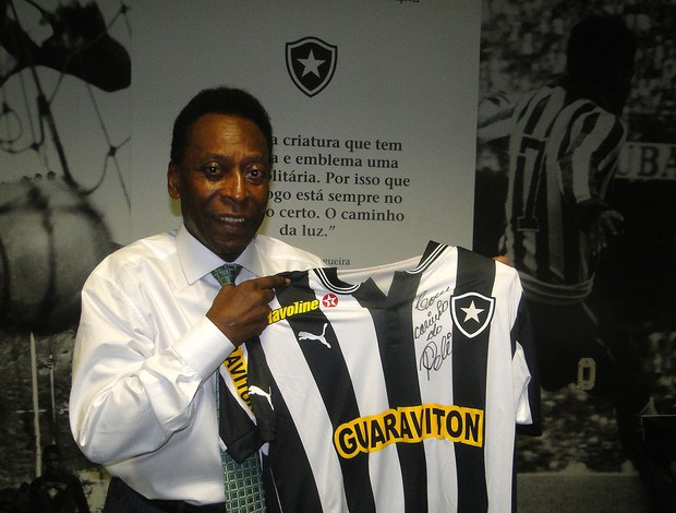 Pelé camisa do botafogo (Foto: Divulgação BFR)